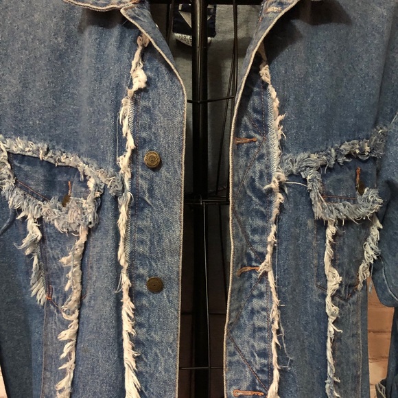 Pepe Jeans Other - Pepe Jeans distressed jean jacket